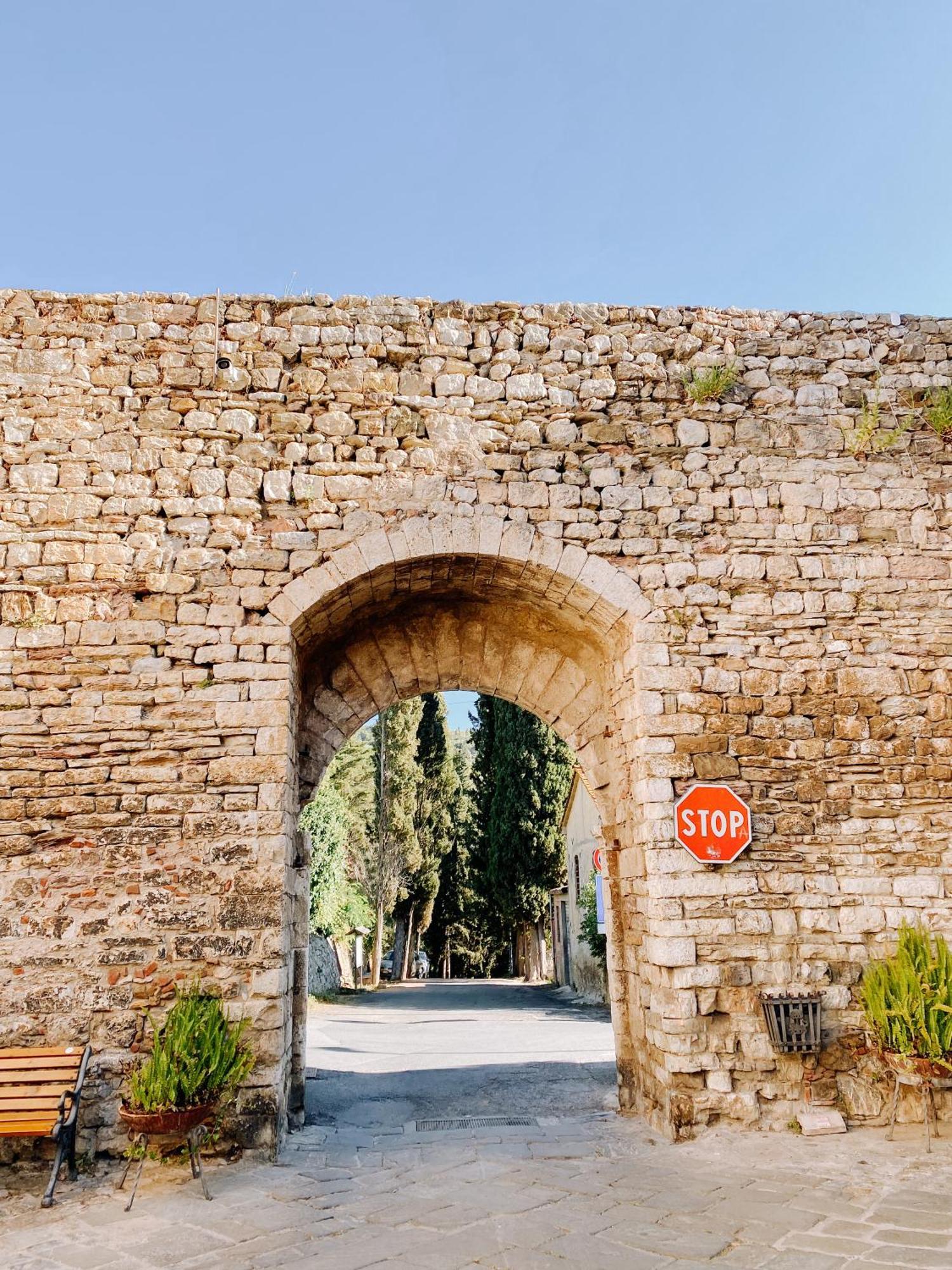 La Casa Nel Castello E Il Giardino Segreto Villa Suvereto Exterior photo
