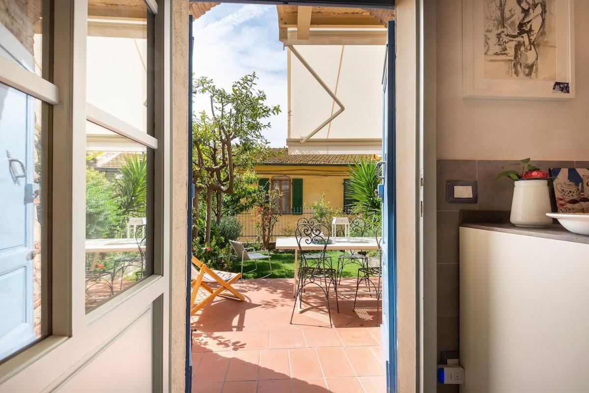 La Casa Nel Castello E Il Giardino Segreto Villa Suvereto Exterior photo