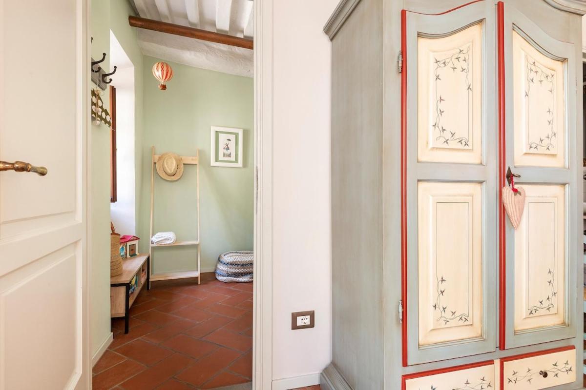 La Casa Nel Castello E Il Giardino Segreto Villa Suvereto Exterior photo